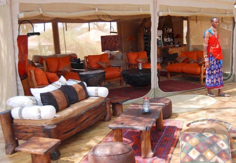 Elephant Bedroom Camp Archers Post Exterior photo
